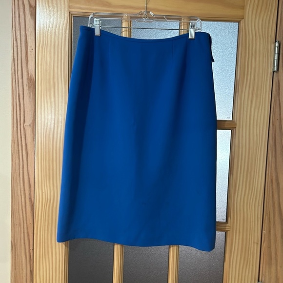 Evan-Picone suit pencil skirt - Picture 2 of 8